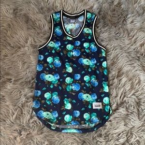 NappyTabs blue floral jersey tank